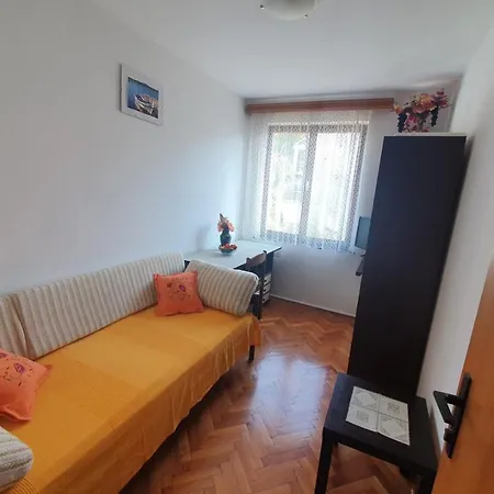 Apartment Zdenka For Max 2 Persons In Center Close To Sea