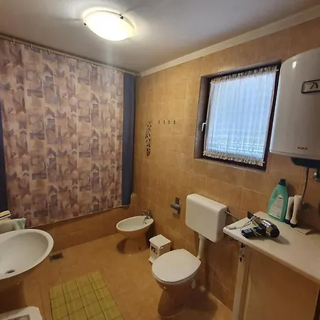 Zdenka For Max 2 Persons In Center Close To Sea * Vrsar
